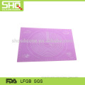 Non-stick silicone pastry mat with measurements